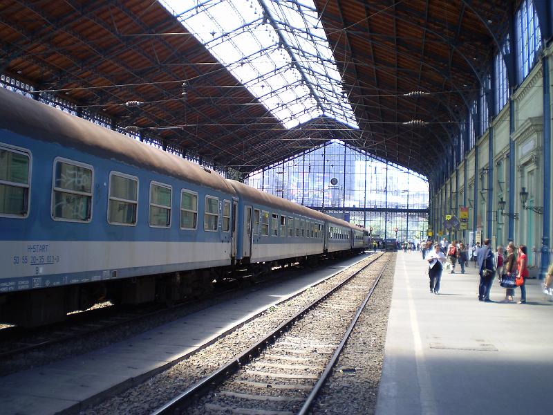 bp4 029.JPG - Nyugati Pályaudvar -- Western Railway Station